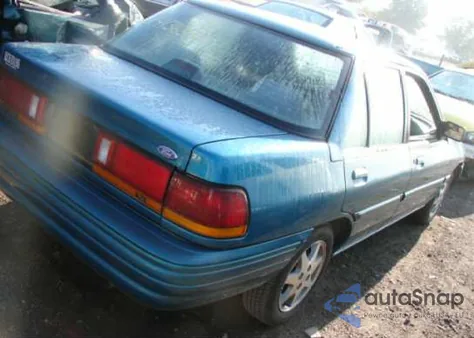 1995 Ford Escort из США, поврежденный, VIN 3FASP13J7SR200719